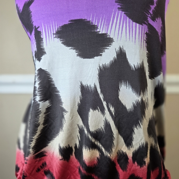 VENUS Purple and Black Animal Print Top Size Small. - Picture 4 of 11
